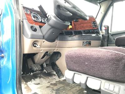 Freightliner Cascadia Dashboard Assembly