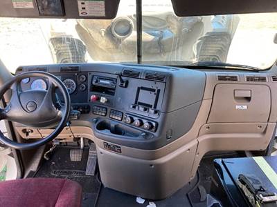 Freightliner Cascadia Dashboard Assembly