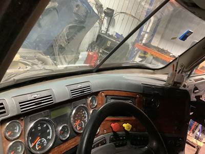 Freightliner Cascadia Dashboard Assembly