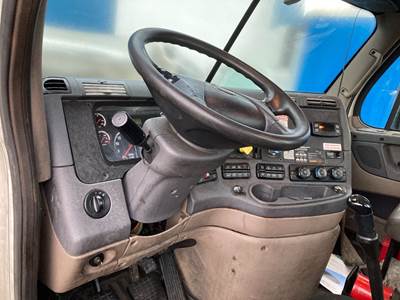 Freightliner Cascadia Dashboard Assembly