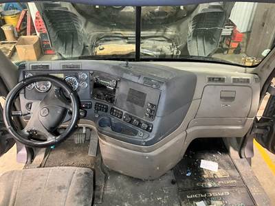 Freightliner Cascadia Dashboard Assembly