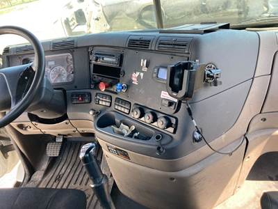 Freightliner Cascadia Dashboard Assembly
