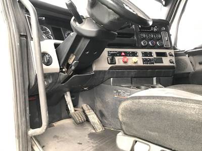 Freightliner Cascadia Dashboard Assembly
