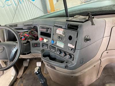 Freightliner Cascadia Dashboard Assembly