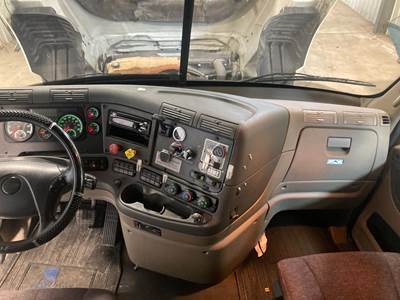 Freightliner Cascadia Dashboard Assembly