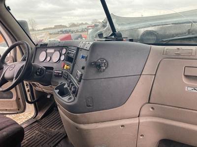 Freightliner Cascadia Dashboard Assembly