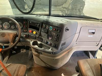 Freightliner Cascadia Dashboard Assembly