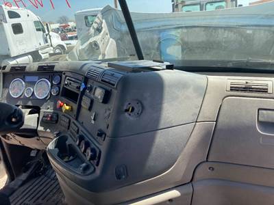 Freightliner Cascadia Dashboard Assembly