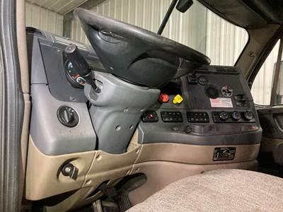 Freightliner Cascadia Dashboard Assembly