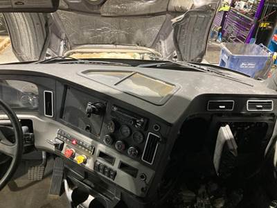 Freightliner Cascadia Dashboard Assembly
