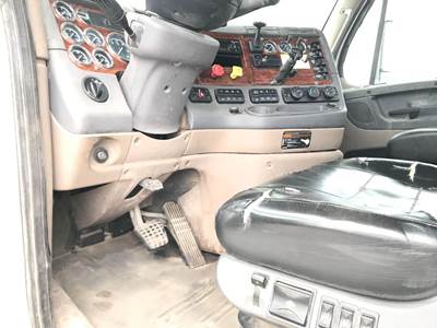 Freightliner Cascadia Dashboard Assembly