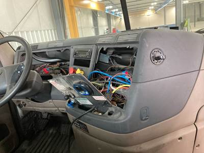 Freightliner Cascadia Dashboard Assembly
