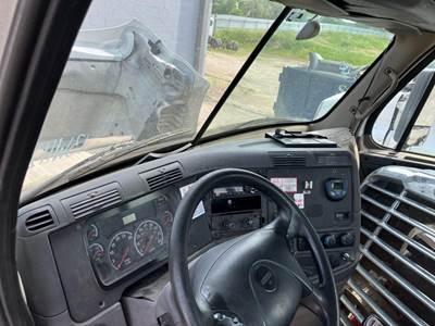 Freightliner Cascadia Dashboard Assembly