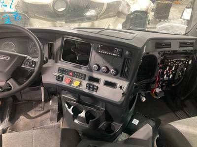 Freightliner Cascadia Dashboard Assembly