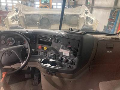 Freightliner Cascadia Dashboard Assembly