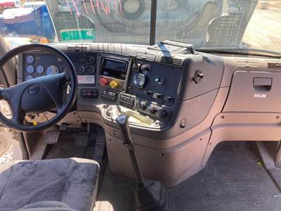 Freightliner Cascadia Dashboard Assembly