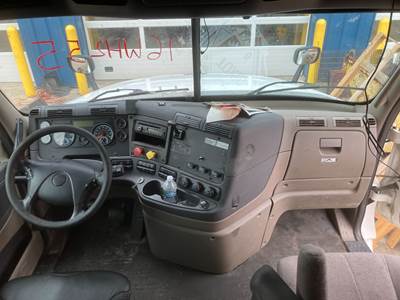 Freightliner Cascadia Dashboard Assembly
