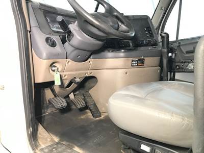 Freightliner Cascadia Dashboard Assembly