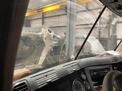 Freightliner Cascadia Dashboard Assembly