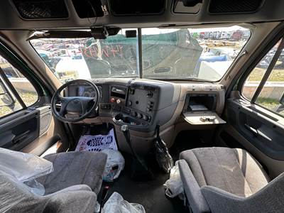 Freightliner Cascadia Dashboard Assembly
