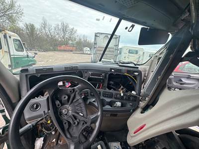 Freightliner Cascadia Dashboard Assembly