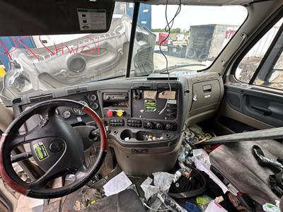 Freightliner Cascadia Dashboard Assembly