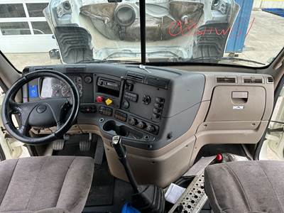 Freightliner Cascadia Dashboard Assembly
