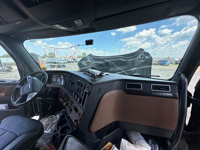 Freightliner Cascadia Dashboard Assembly
