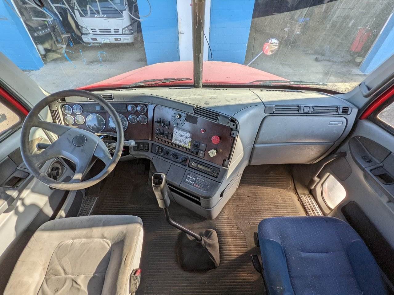 2002 Freightliner Century Class 120 Dashboard Assembly for a