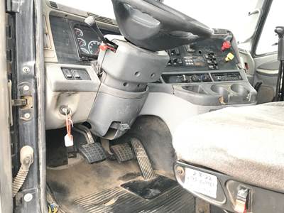 Freightliner Columbia 120 Dashboard Assembly