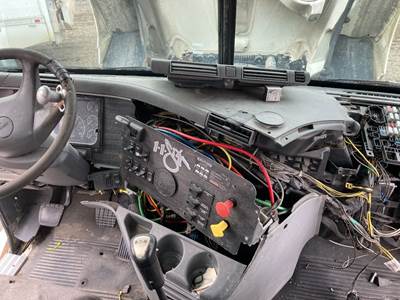 Freightliner Columbia 120 Dashboard Assembly
