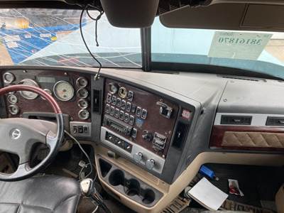 Freightliner Coronado 122 SD Dashboard Assembly for a Freightliner 122SD