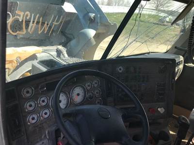 Freightliner Coronado 122 SD Dashboard Assembly for a Freightliner 122SD