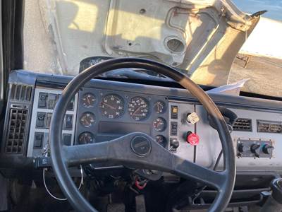 Freightliner FL112 Dashboard Assembly