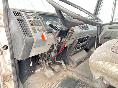 Freightliner FL112 Dashboard Assembly
