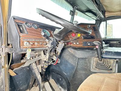 Freightliner FLA Dashboard Assembly