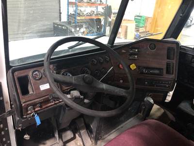 Freightliner FLD112 Dashboard Assembly