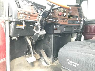 Freightliner FLD120 Dashboard Assembly
