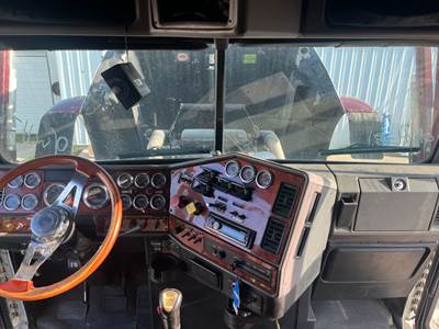 Freightliner FLD120 Classic Dashboard Assembly