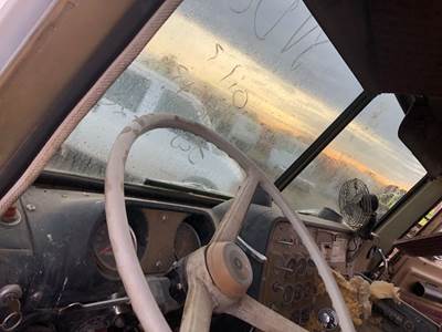 International 4070A Dashboard Assembly