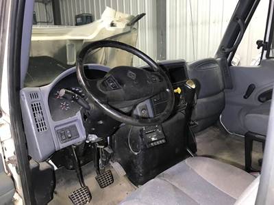 International 4300 Dashboard Assembly