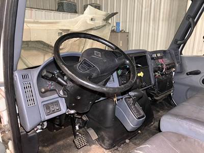 International 4300 Dashboard Assembly