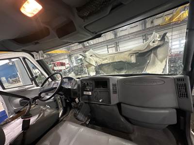 International 4300 Dashboard Assembly