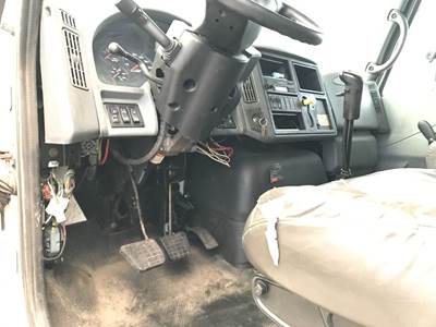 International 4400 Dashboard Assembly