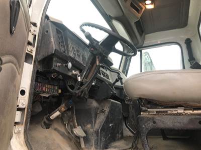 International 4700 Dashboard Assembly