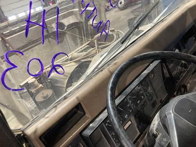 International 4900 Dashboard Assembly