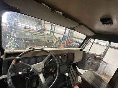 International 7100 Dashboard Assembly