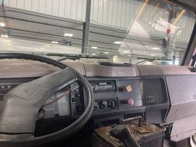 International 8100 Dashboard Assembly