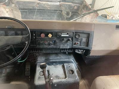 International 8100 Dashboard Assembly