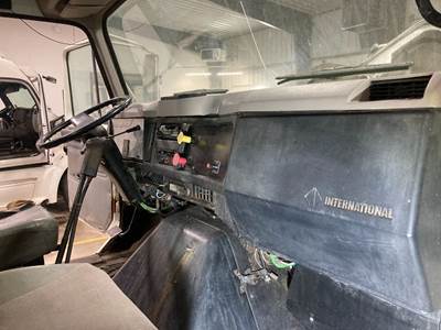 International 8200 Dashboard Assembly